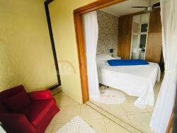 Sobrado para Venda em São Sebastião - 2