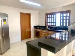 Sobrado para Venda em São Sebastião - 5