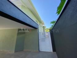 Sobrado para Venda em São Sebastião - 3