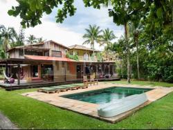 Sobrado para Venda em São Sebastião - 2