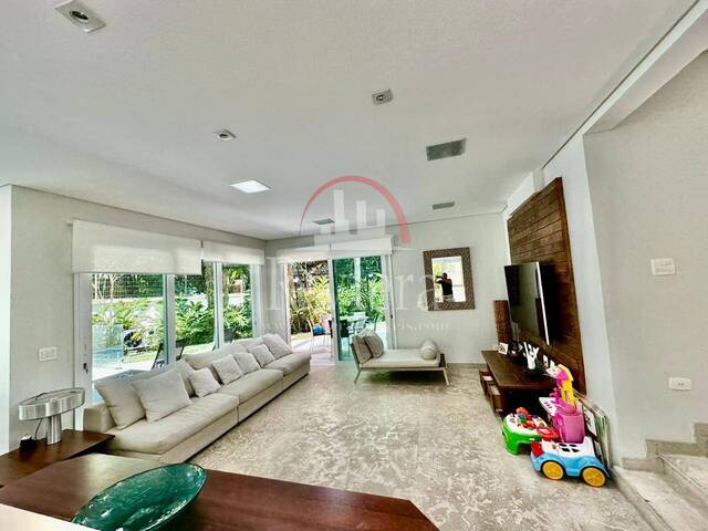 Casa para Venda em São Sebastião - 2