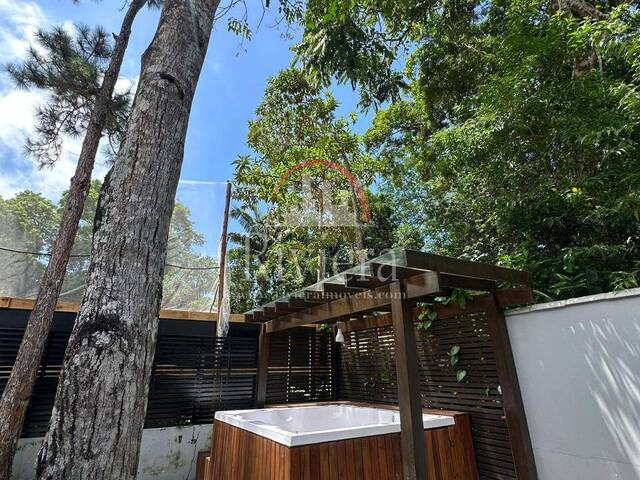 Casa para Venda em Caraguatatuba - 2