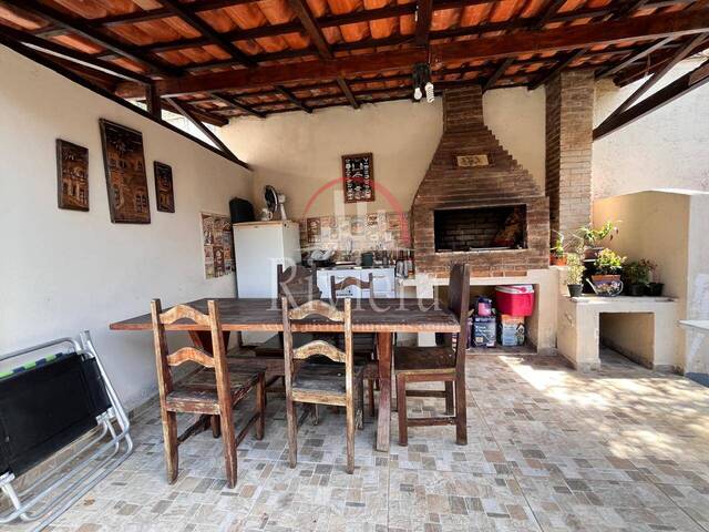 Casa para Venda em São Sebastião - 2