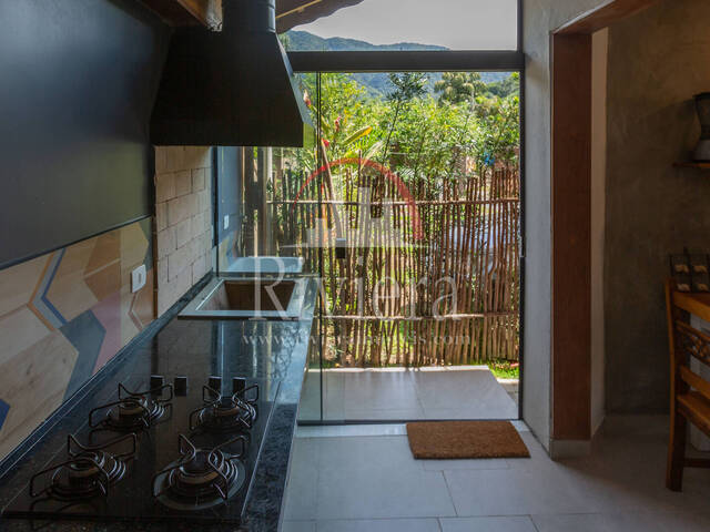 #V0400049 - Casa para Venda em São Sebastião - SP - 2