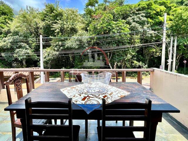 Sobrado para Venda em São Sebastião - 3