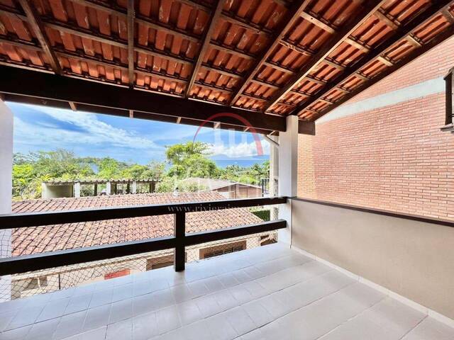 Sobrado para Venda em São Sebastião - 4