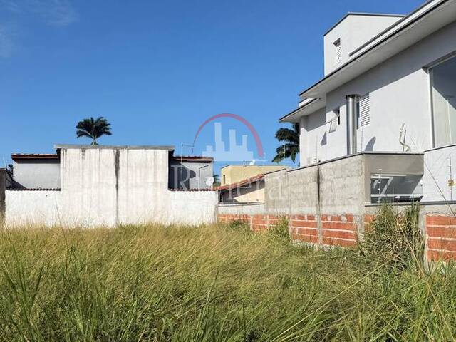#V2200020 - Terreno para Venda em Caraguatatuba - SP - 2