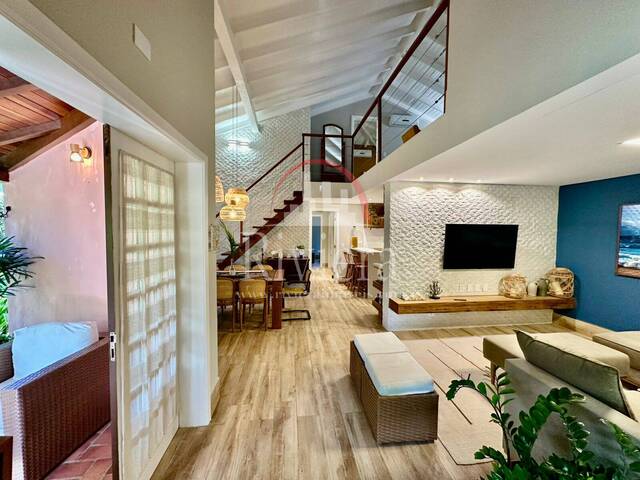 #V020142 - Casa para Venda em São Sebastião - SP - 1