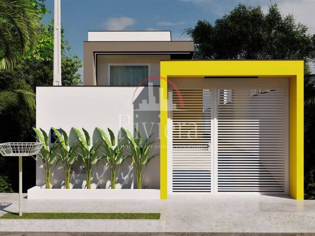 Casa para Venda em Caraguatatuba - 2