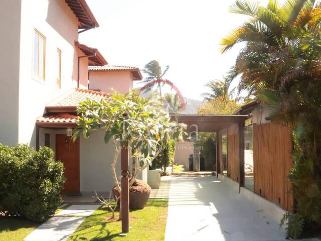 #V040133 - Casa para Venda em São Sebastião - SP - 2