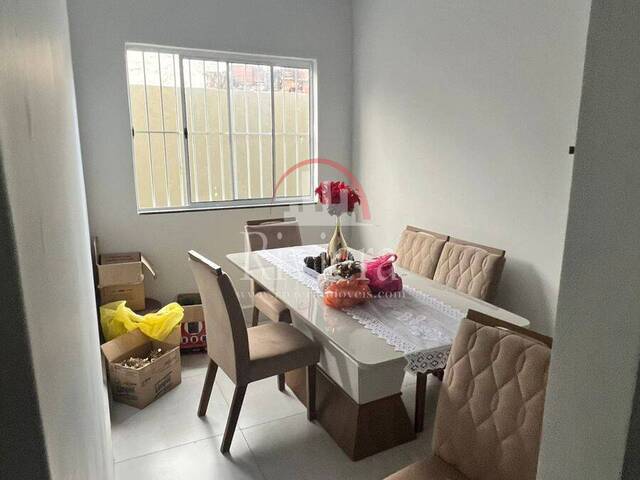 Casa para Venda em Caraguatatuba - 4