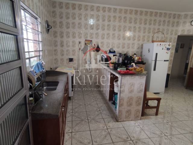 Casa para Venda em Caraguatatuba - 2