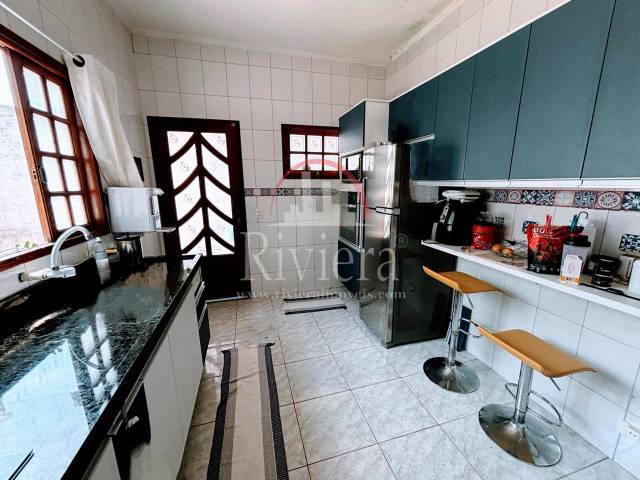 Casa para Venda em Caraguatatuba - 2