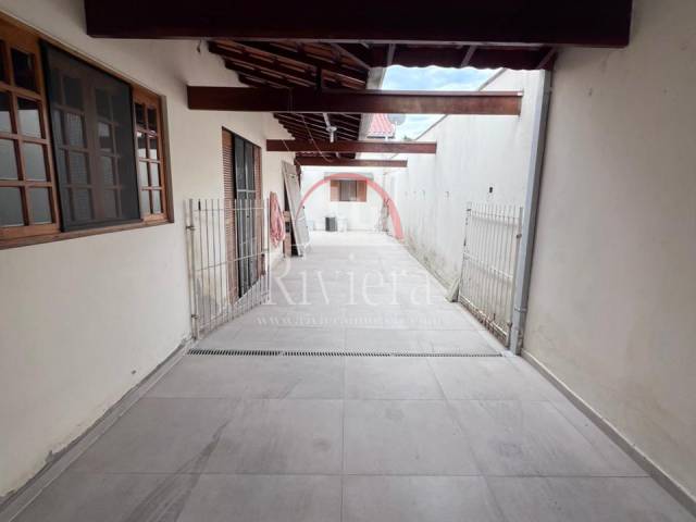 Casa para Venda em Caraguatatuba - 2
