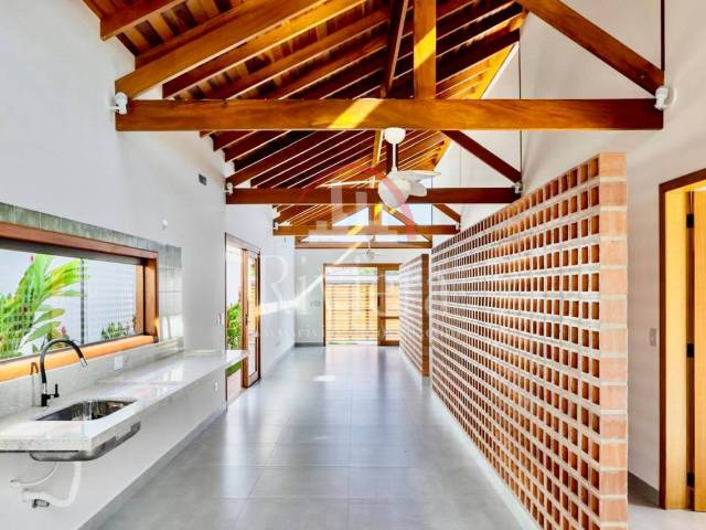 Casa para Venda em Caraguatatuba - 3