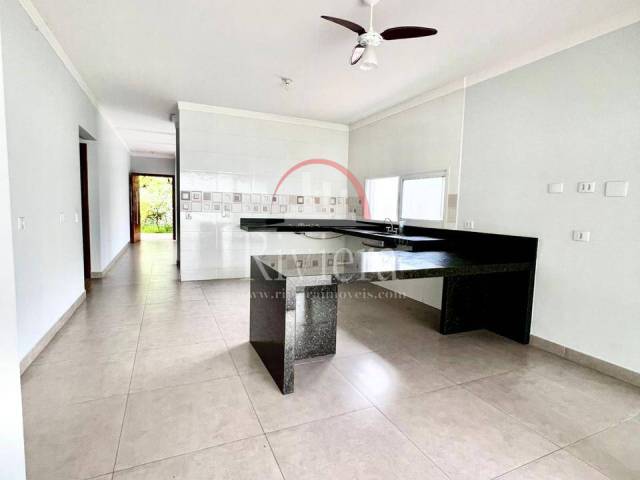 Casa para Venda em Caraguatatuba - 3