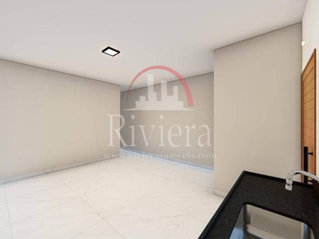 Sobrado para Venda em Caraguatatuba - 4