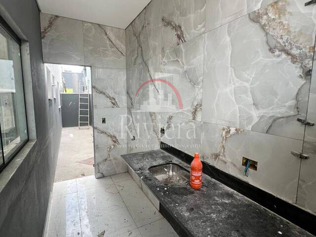 Casa para Venda em Caraguatatuba - 5