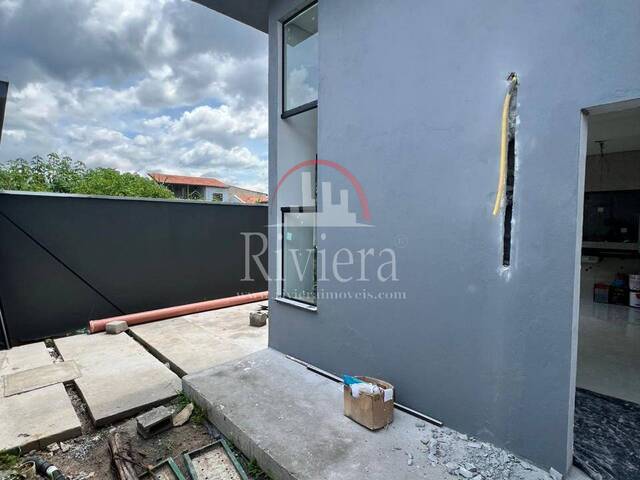 Casa para Venda em Caraguatatuba - 2