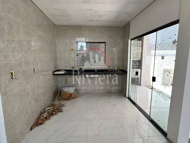 Casa para Venda em Caraguatatuba - 4