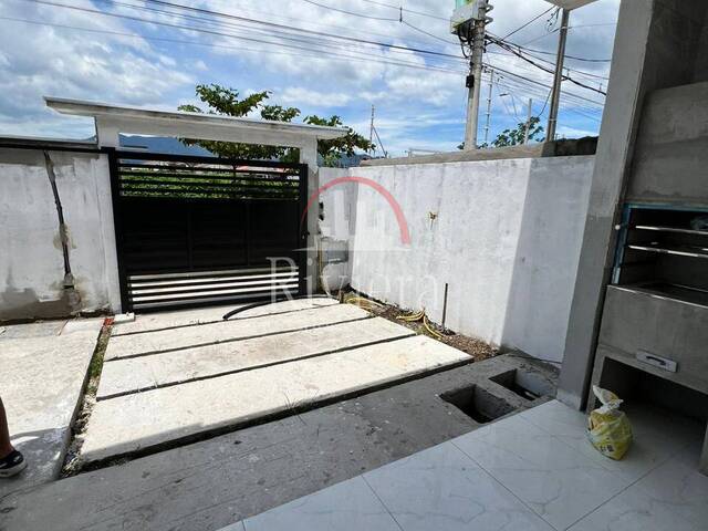 Casa para Venda em Caraguatatuba - 3