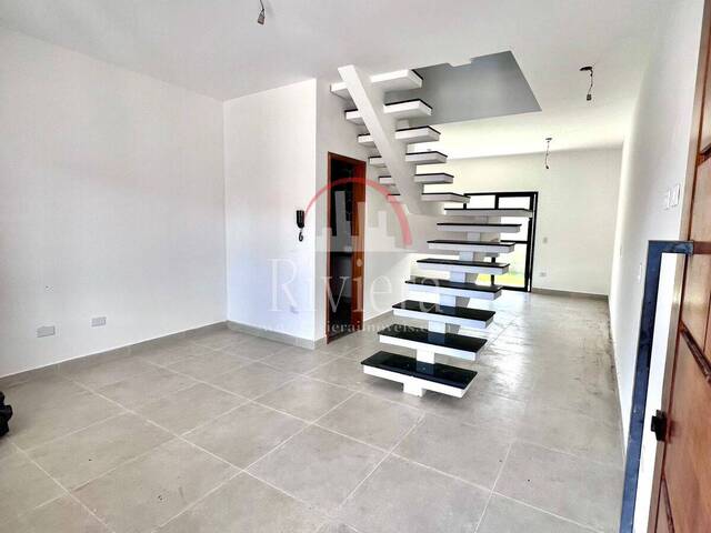 #V2500152 - Triplex para Venda em Caraguatatuba - SP - 2