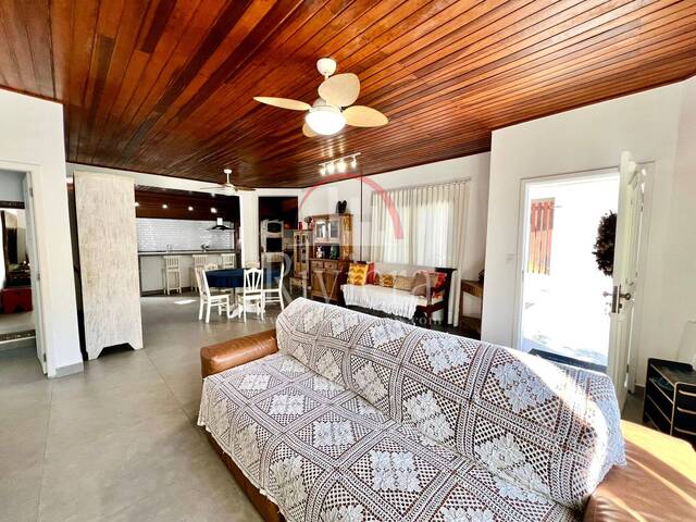 Casa para Venda em São Sebastião - 4