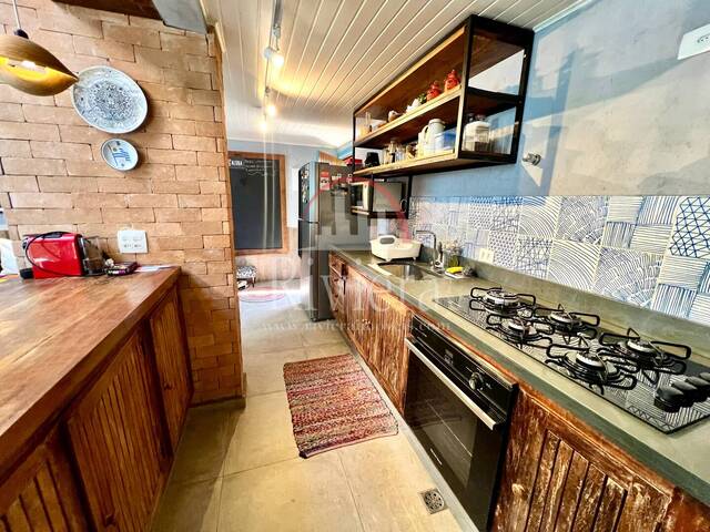 #V0900010 - Casa para Venda em São Sebastião - SP - 2