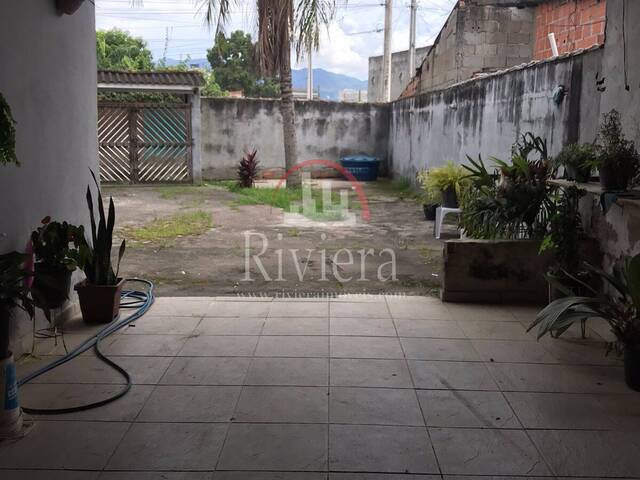 Casa para Venda em Caraguatatuba - 2