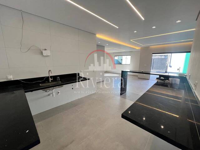 #V0900028 - Casa para Venda em São Sebastião - SP - 2