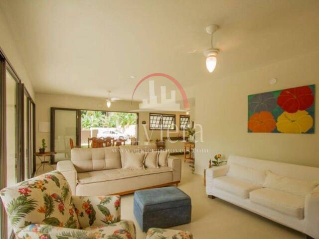 Casa para Venda em São Sebastião - 2