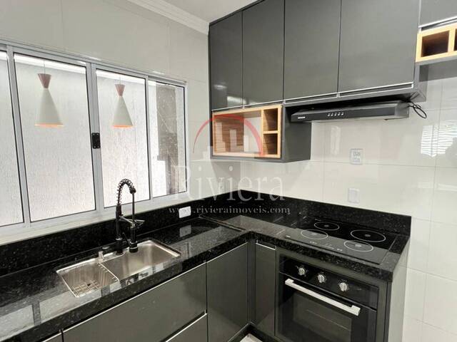 Casa para Venda em Caraguatatuba - 2