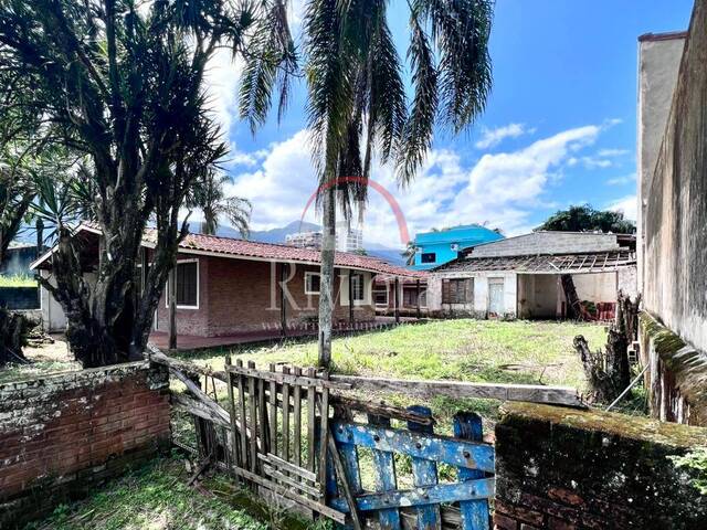 Terreno para Venda em Caraguatatuba - 5