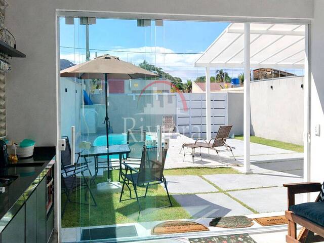 Casa para Venda em Caraguatatuba - 3