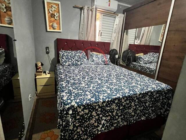 Casa para Venda em Caraguatatuba - 5