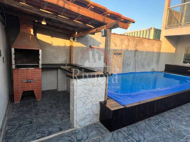 Casa para Venda em Caraguatatuba - 2