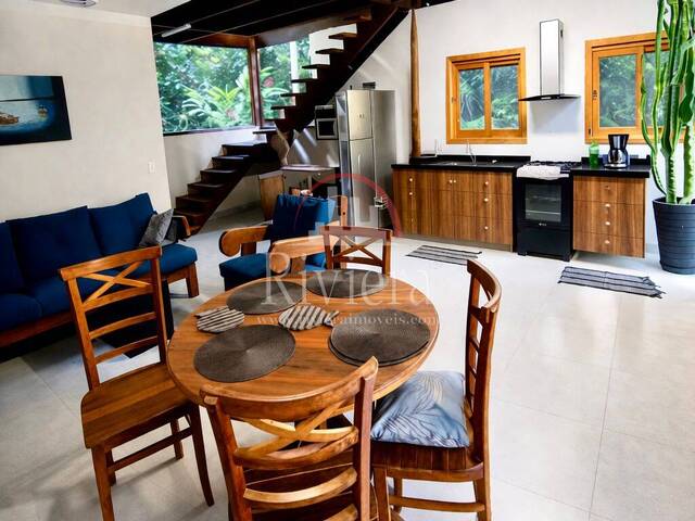 Sobrado para Venda em Caraguatatuba - 4