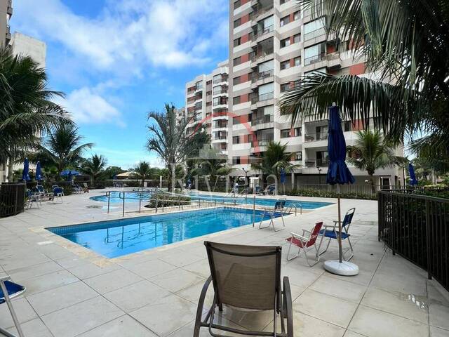 Apartamento para Venda em Caraguatatuba - 2