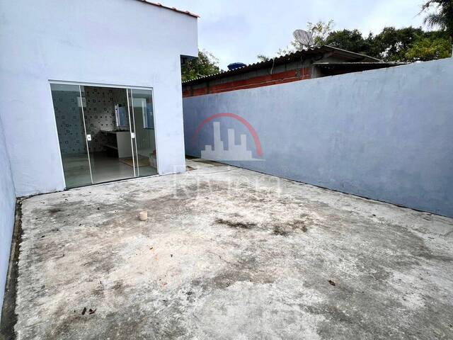 Casa para Venda em Caraguatatuba - 2