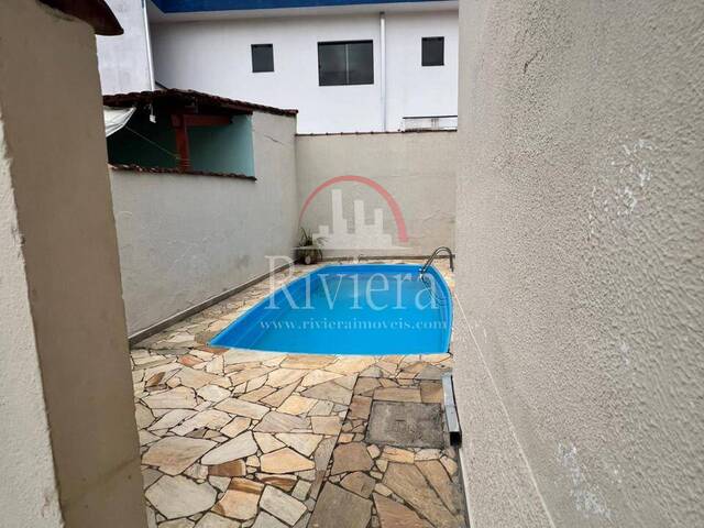 Casa para Venda em Caraguatatuba - 2