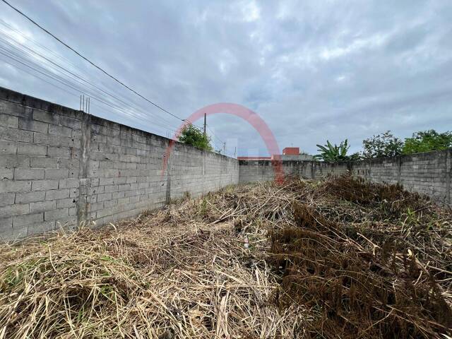 Área para Venda em São Sebastião - 4