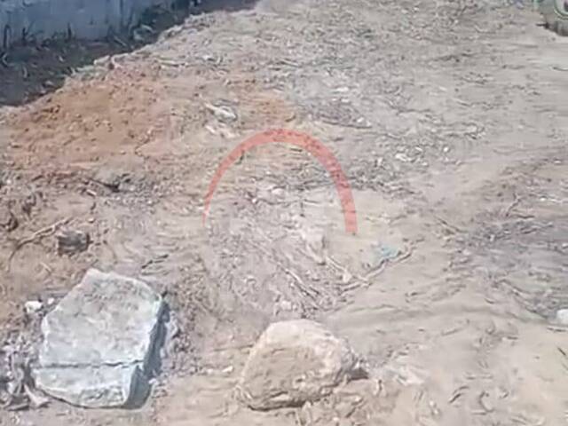 Área para Venda em São Sebastião - 2