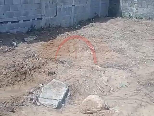 Área para Venda em São Sebastião - 3