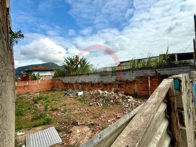 Área para Venda em Caraguatatuba - 4