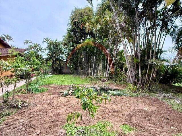 Área para Venda em Caraguatatuba - 3