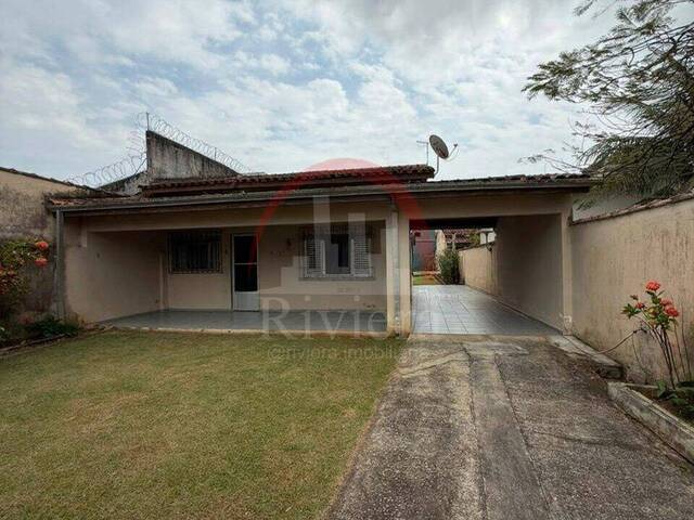 Casa para Venda em Caraguatatuba - 2