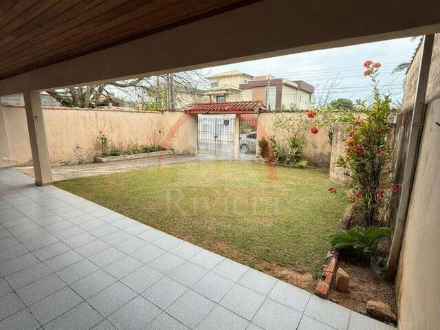 Casa para Venda em Caraguatatuba - 4