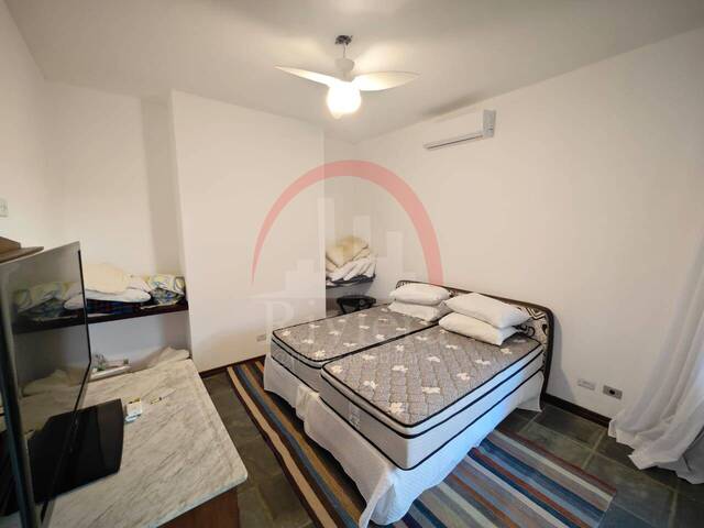 Casa para Venda em São Sebastião - 2