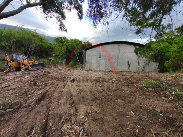 Área para Venda em São Sebastião - 2
