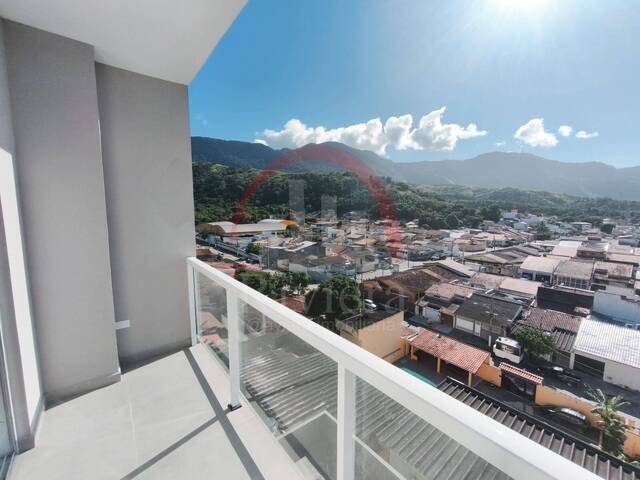 Casa para Venda em São Sebastião - 2